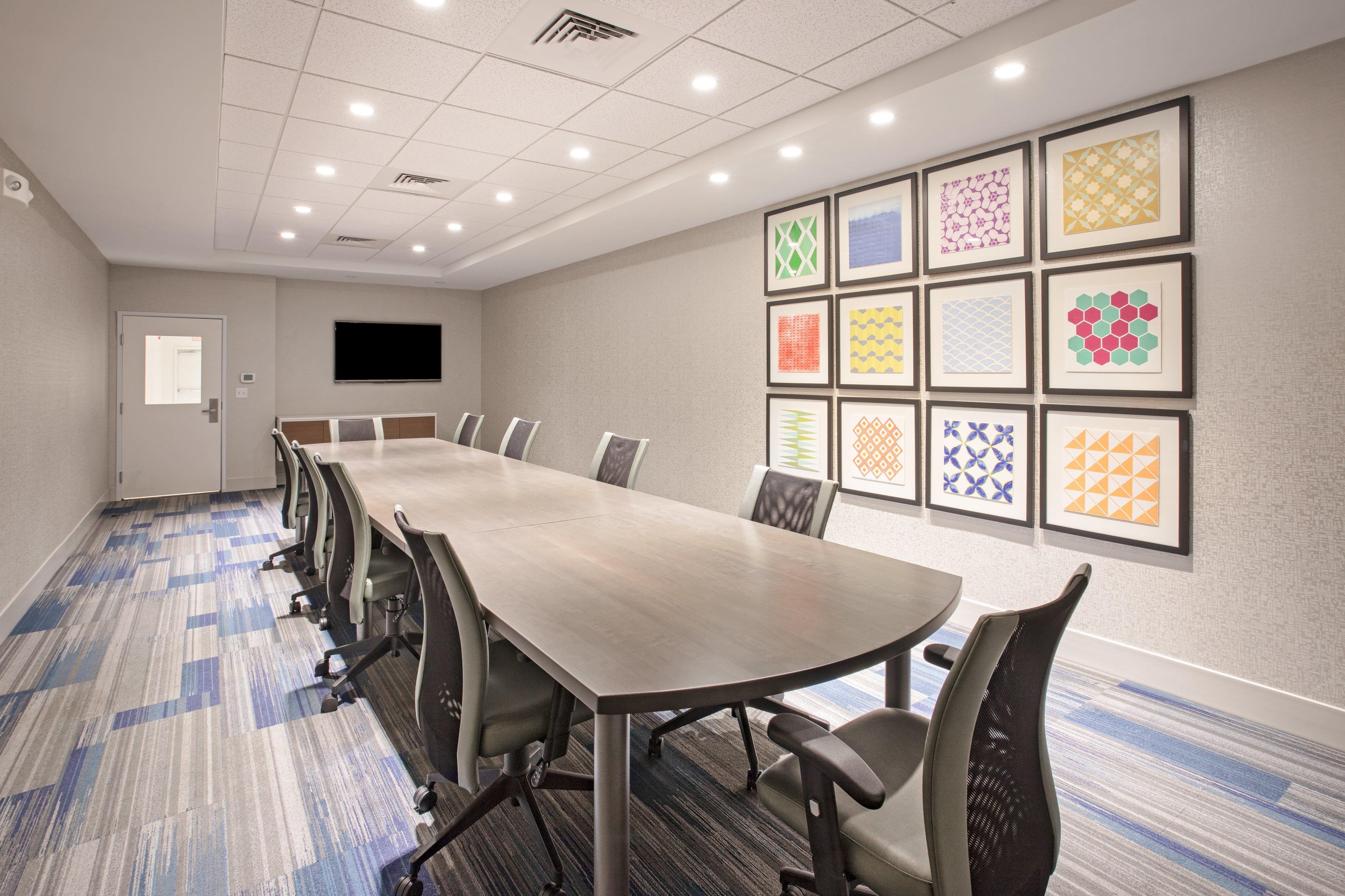 Holiday Inn Express & Suites Manhattan By Ihg Exteriér fotografie