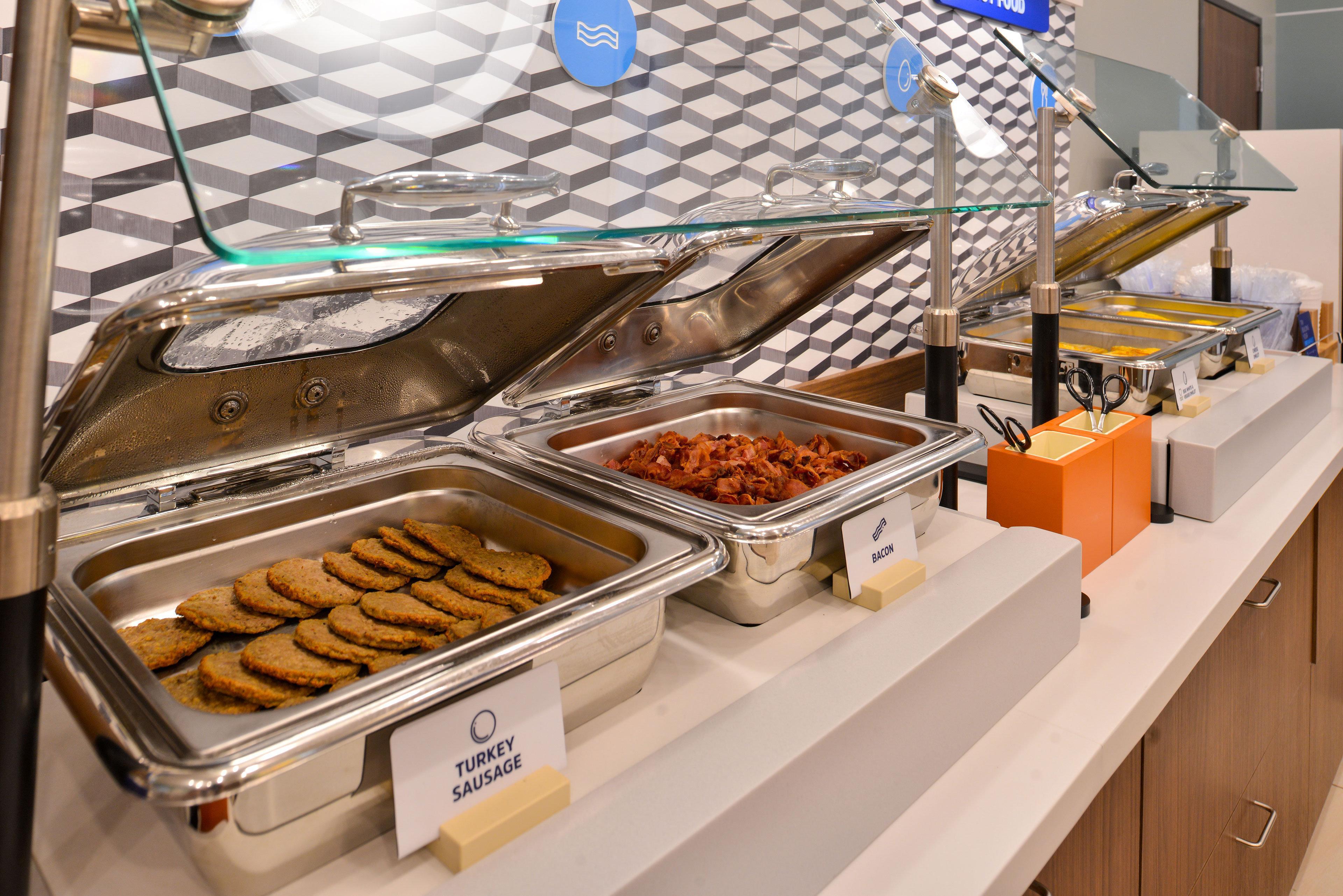 Holiday Inn Express & Suites Manhattan By Ihg Exteriér fotografie