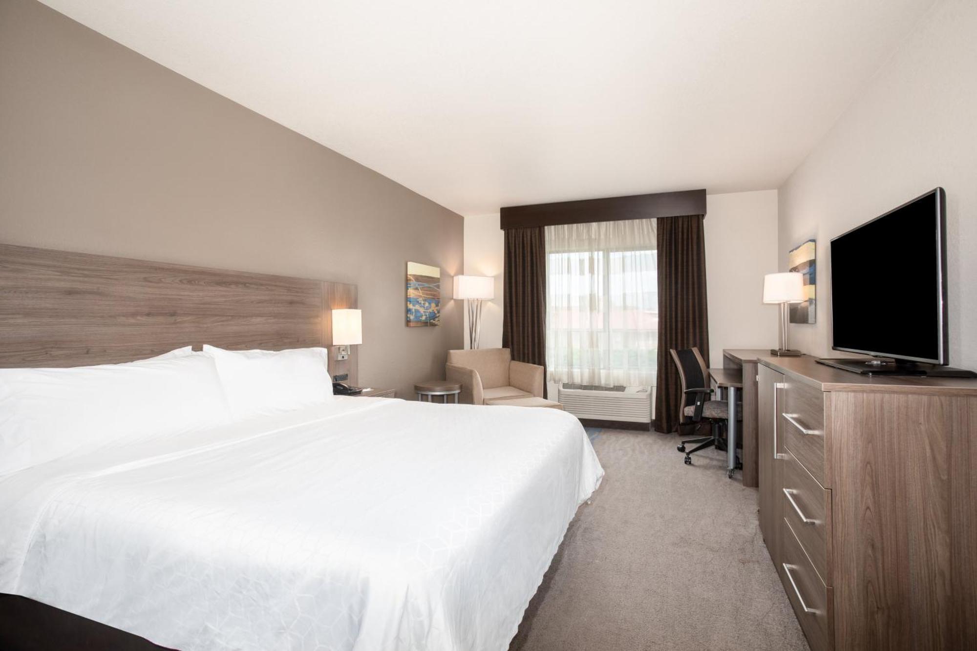 Holiday Inn Express & Suites Manhattan By Ihg Exteriér fotografie