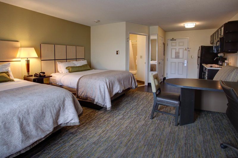 Holiday Inn Express & Suites Manhattan By Ihg Exteriér fotografie